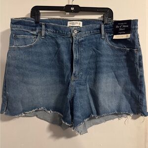 Abercrombie & Fitch Mom Shorts